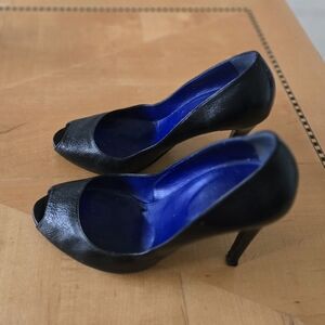 Sergio Rossi Black Pumps Heels EUR 40, US 9 Open Toe Patent Leather